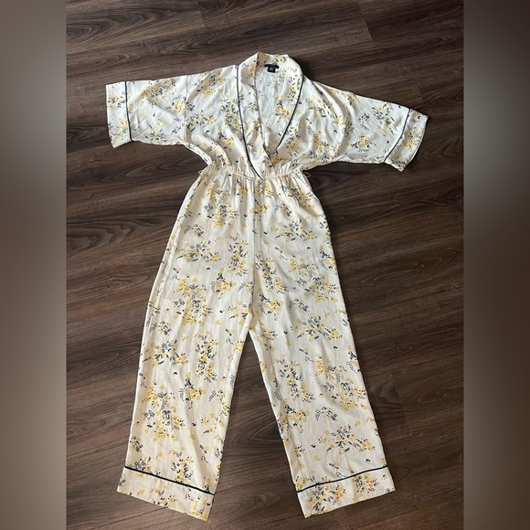 J. Crew Easy-Luxe Eco Floral Pajama Jumpsuit Size XS - Picture 3 of 8
